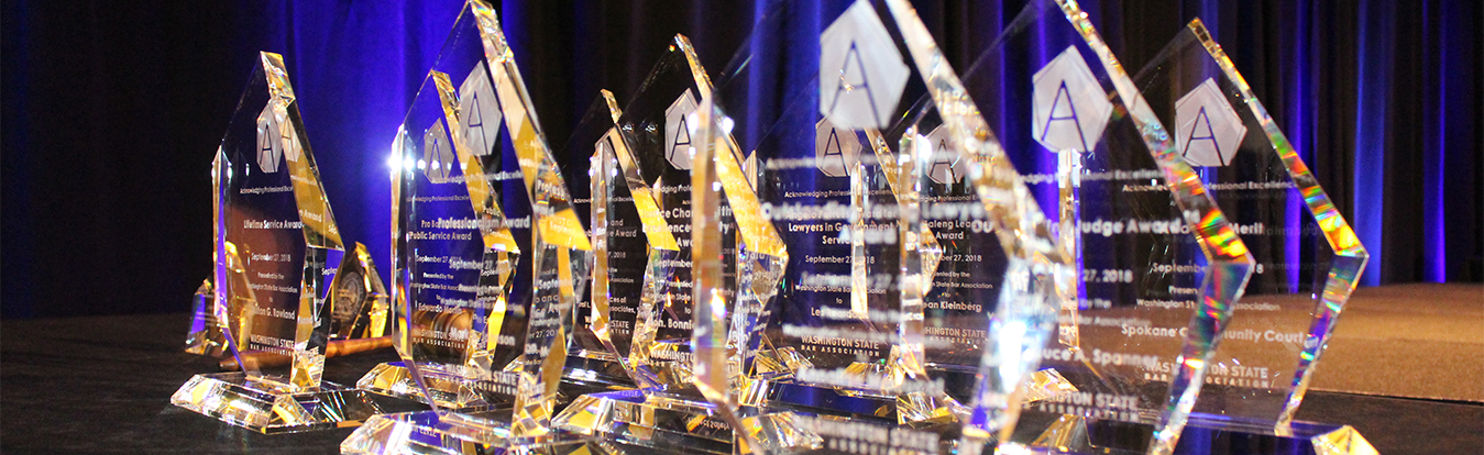 APEX crystal statues